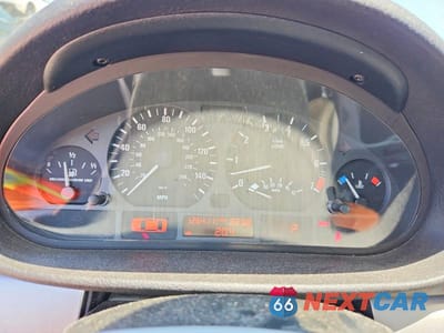 Zdjęcie 9 z 12 samochodu: 2004 BMW 325 XIT VIN:WBAEP33484PF03547 - miniatura