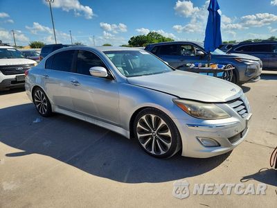 Czwarte zdjęcie samochodu z boku: 2012 HYUNDAI GENESIS VIN:KMHGC4DH0CU162085 - miniatura