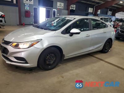 2017 CHEVROLET CRUZE LS 1G1BC5SMXH7117951 - główne zdjęcie licytacji z USA - miniatura