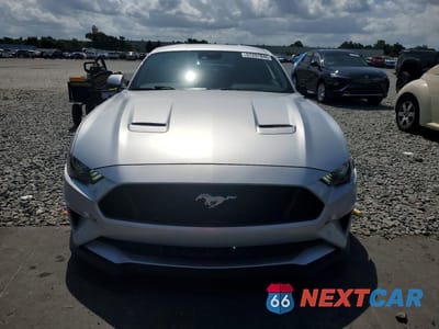 Piąte zdjęcie samochodu w środku: 2019 FORD MUSTANG GT VIN:1FA6P8CF9K5174052 - miniatura