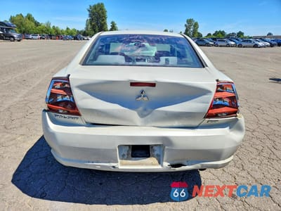 Zdjęcie 6 z 12 samochodu: 2004 MITSUBISHI GALANT ES MEDIUM VIN:4A3AB36F64E079921 - miniatura