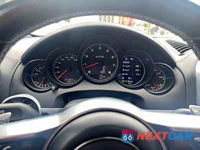 Zdjęcie 8 z 10 samochodu: 2016 PORSCHE CAYENNE GTS VIN:WP1AD2A21GLA79142 - miniatura