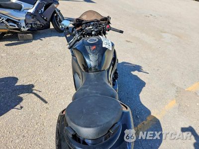 Zdjęcie 6 z 9 samochodu: 2022 SUZUKI GSX1300 RR VIN:JS1EJ11B8N7101708 - miniatura
