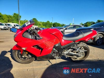 Trzecie zdjęcie samochodu z tyłu: 2006 KAWASAKI ZX1400 A VIN:JKBZXNA106A007448 - miniatura