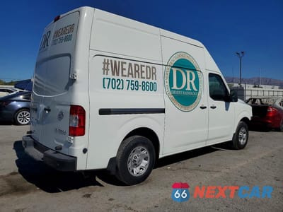 Trzecie zdjęcie samochodu z tyłu: 2018 NISSAN NV 2500 HD SV VIN:1N6BF0LY1JN801918 - miniatura