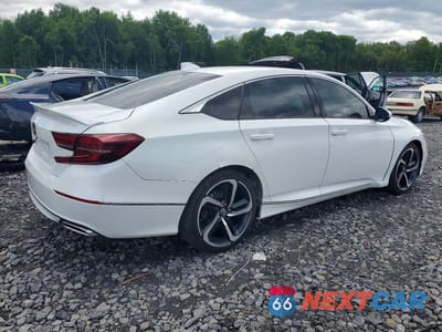 Trzecie zdjęcie samochodu z tyłu: 2018 HONDA ACCORD SPORT VIN:1HGCV1F35JA085470 - miniatura