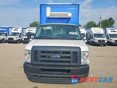 Piąte zdjęcie samochodu w środku: 2023 FORD E350 REFRIGERATED BOX TRUCK VIN:1FDWE3FK7PDD32070 - miniatura