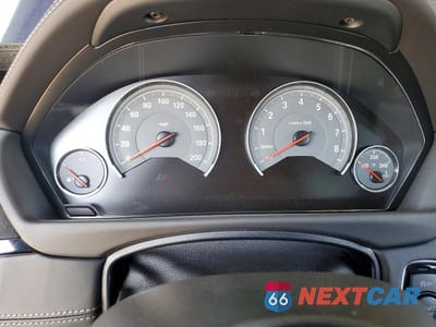 Zdjęcie 9 z 12 samochodu: 2020 BMW M4 CS VIN:WBS3S7C09LAH85107 - miniatura