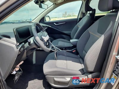 Zdjęcie 7 z 13 samochodu: 2026 KIA NIRO LX VIN:KNDCP3LE1T5327273 - miniatura