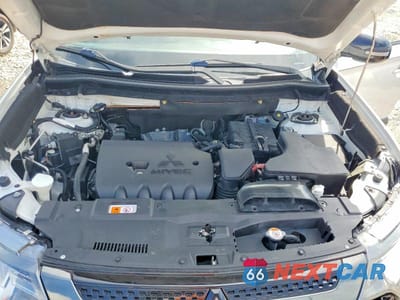 Zdjęcie 11 z 12 samochodu: 2020 MITSUBISHI OUTLANDER SE VIN:JA4AZ3A33LZ030124 - miniatura
