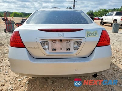 Zdjęcie 6 z 12 samochodu: 2007 HONDA ACCORD LX VIN:1HGCM56487A031396 - miniatura