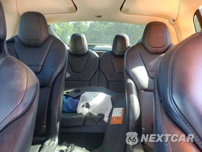 Zdjęcie 10 z 13 samochodu: 2016 TESLA MODEL X VIN:5YJXCBE20GF005867 - miniatura