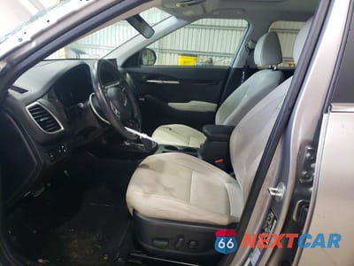Zdjęcie 7 z 13 samochodu: 2023 KIA SELTOS SX VIN:KNDETCA25P7360512 - miniatura