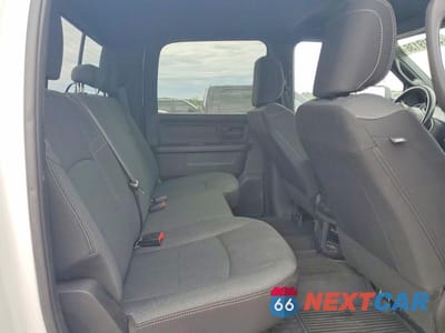 Zdjęcie 10 z 12 samochodu: 2022 RAM 2500 TRADESMAN VIN:3C6UR5CJ6NG250488 - miniatura