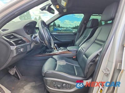 Zdjęcie 7 z 13 samochodu: 2013 BMW X5 XDRIVE35I VIN:5UXZV4C5XD0E02848 - miniatura