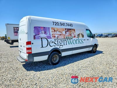 Trzecie zdjęcie samochodu z tyłu: 2012 MERCEDES-BENZ SPRINTER 3500 VIN:WD3PF1CC8C5685973 - miniatura