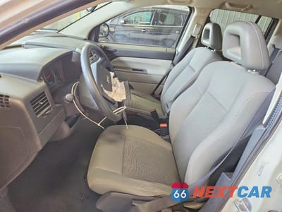 Zdjęcie 7 z 13 samochodu: 2007 JEEP COMPASS VIN:1J8FF47W67D197553 - miniatura