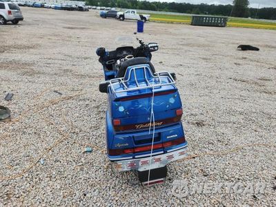 Czwarte zdjęcie samochodu z boku: 1992 HONDA GL1500 A VIN:1HFSC2208NA400386 - miniatura