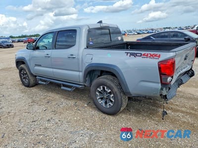 Drugie zdjęcie samochodu z przodu: 2018 TOYOTA TACOMA TRD OFF-ROAD VIN:5TFCZ5AN7JX122079 - miniatura