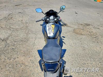 Zdjęcie 6 z 9 samochodu: 2015 HONDA CBR300 RA VIN:MLHNC5156F5100598 - miniatura