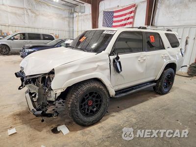 2019 TOYOTA 4RUNNER SR5 JTEBU5JR3K5696362 - główne zdjęcie licytacji z USA - miniatura