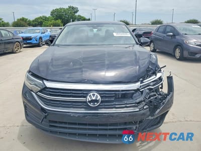 Piąte zdjęcie samochodu w środku: 2024 VOLKSWAGEN JETTA SE VIN:3VWEM7BU8RM049571 - miniatura