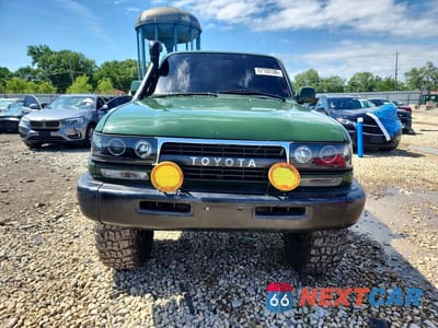 Piąte zdjęcie samochodu w środku: 1994 TOYOTA LAND CRUISER DJ81 VIN:JT3DJ81W8R0073201 - miniatura