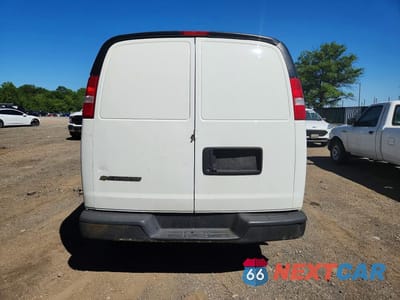 Zdjęcie 6 z 12 samochodu: 2019 CHEVROLET EXPRESS G2500 VIN:1GCWGAFP1K1366563 - miniatura