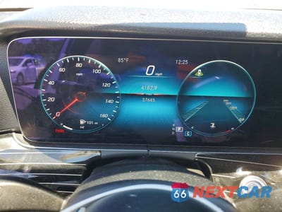 Zdjęcie 9 z 12 samochodu: 2021 MERCEDES-BENZ E 350 4MATIC VIN:W1KZF8EB9MB001842 - miniatura