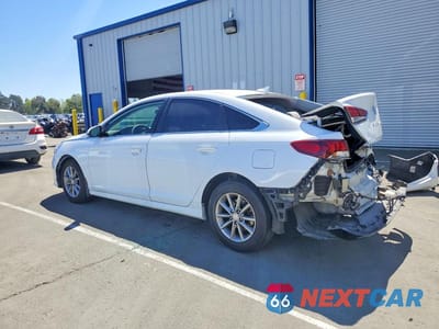 Drugie zdjęcie samochodu z przodu: 2018 HYUNDAI SONATA SE VIN:5NPE24AF6JH680534 - miniatura