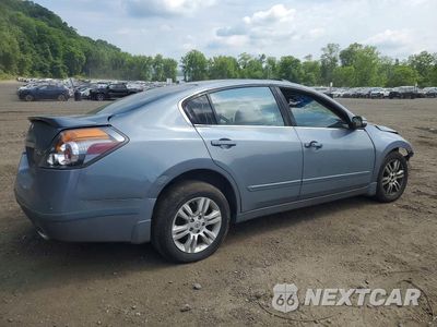 Trzecie zdjęcie samochodu z tyłu: 2010 NISSAN ALTIMA BASE/S VIN:1N4AL2AP7AN460043 - miniatura