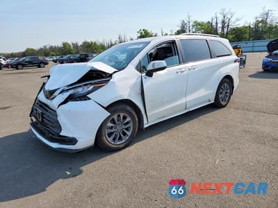 2022 TOYOTA SIENNA LE 5TDKSKFC3NS069673 - główne zdjęcie licytacji z USA - miniatura