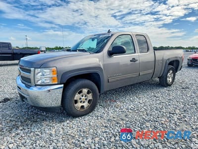 2013 CHEVROLET SILVERADO K1500 LT 1GCRKSE75DZ237944 - główne zdjęcie licytacji z USA - miniatura