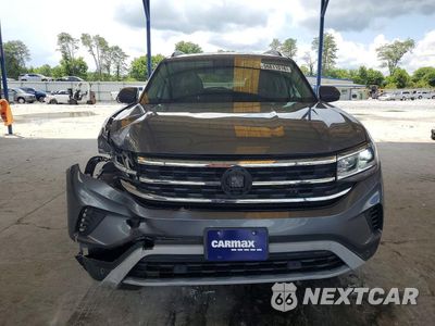 Piąte zdjęcie samochodu w środku: 2022 VOLKSWAGEN ATLAS SE VIN:1V2KR2CAXNC545920 - miniatura