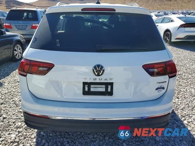 Zdjęcie 6 z 14 samochodu: 2024 VOLKSWAGEN TIGUAN SE R-LINE BLACK VIN:3VVFB7AX1RM181680 - miniatura