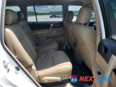 Zdjęcie 11 z 13 samochodu: 2012 TOYOTA HIGHLANDER HYBRID VIN:JTEBC3EH8C2004155 - miniatura