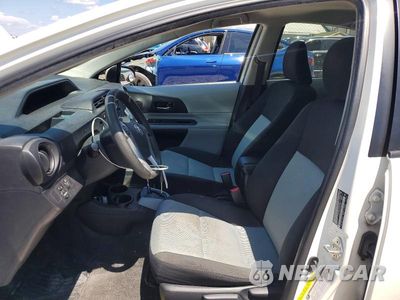 Zdjęcie 7 z 13 samochodu: 2013 TOYOTA PRIUS C TWO VIN:JTDKDTB35D1541051 - miniatura