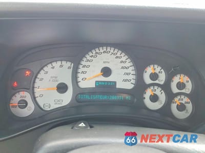 Zdjęcie 9 z 12 samochodu: 2003 CHEVROLET SILVERADO K1500 VIN:2GCEK19N531270435 - miniatura