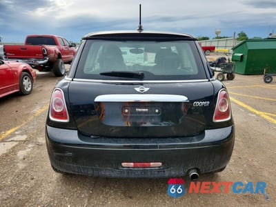 Zdjęcie 6 z 12 samochodu: 2013 MINI COOPER VIN:WMWSU3C56DT374118 - miniatura