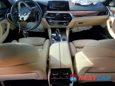 Zdjęcie 8 z 12 samochodu: 2019 BMW 540 XI VIN:WBAJE7C51KWW45209 - miniatura