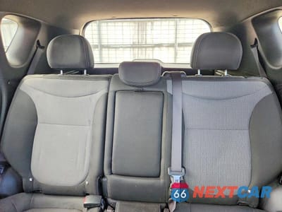 Zdjęcie 10 z 13 samochodu: 2017 KIA SOUL + VIN:KNDJP3A5XH7450009 - miniatura