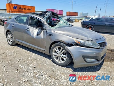 Czwarte zdjęcie samochodu z boku: 2013 KIA OPTIMA EX VIN:5XXGN4A73DG229103 - miniatura
