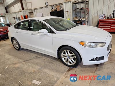 Czwarte zdjęcie samochodu z boku: 2016 FORD FUSION SE VIN:1FA6P0HDXG5132327 - miniatura