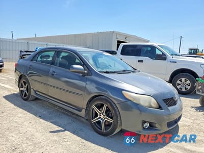 Czwarte zdjęcie samochodu z boku: 2009 TOYOTA COROLLA S VIN:1NXBU40E49Z044360 - miniatura