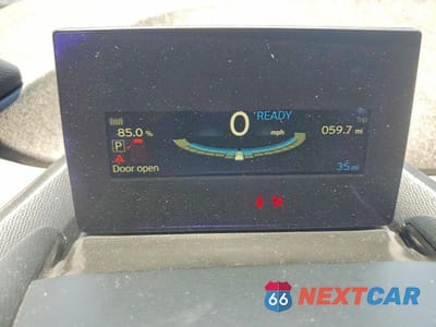 Zdjęcie 9 z 12 samochodu: 2016 BMW I3 VIN:WBY1Z4C50GV508070 - miniatura