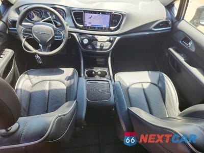 Zdjęcie 8 z 13 samochodu: 2026 CHRYSLER PACIFICA LIMITED VIN:2C4RC1GG8TR176313 - miniatura