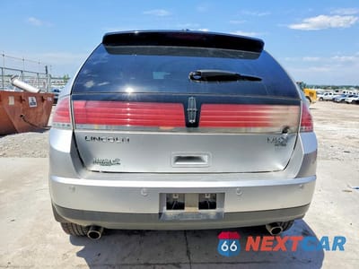 Zdjęcie 6 z 13 samochodu: 2010 LINCOLN MKX VIN:2LMDJ8JC8ABJ18075 - miniatura