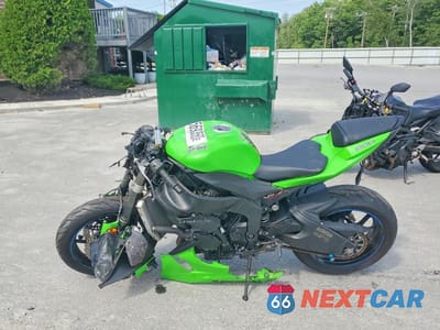 Trzecie zdjęcie samochodu z tyłu: 2012 KAWASAKI ZX600 R VIN:JKAZX4R12CA034049 - miniatura