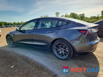 Drugie zdjęcie samochodu z przodu: 2022 TESLA MODEL 3 VIN:5YJ3E1EB6NF236725 - miniatura