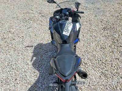 Zdjęcie 6 z 8 samochodu: 2025 KAWASAKI EX500 A/B VIN:ML5EXGJ17SDA70752 - miniatura